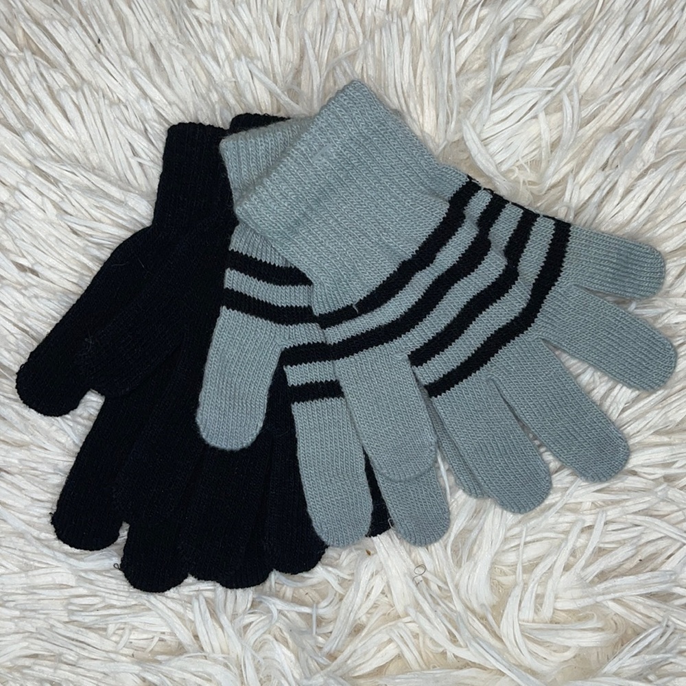 Women’s Gloves - Picture 1 of 1